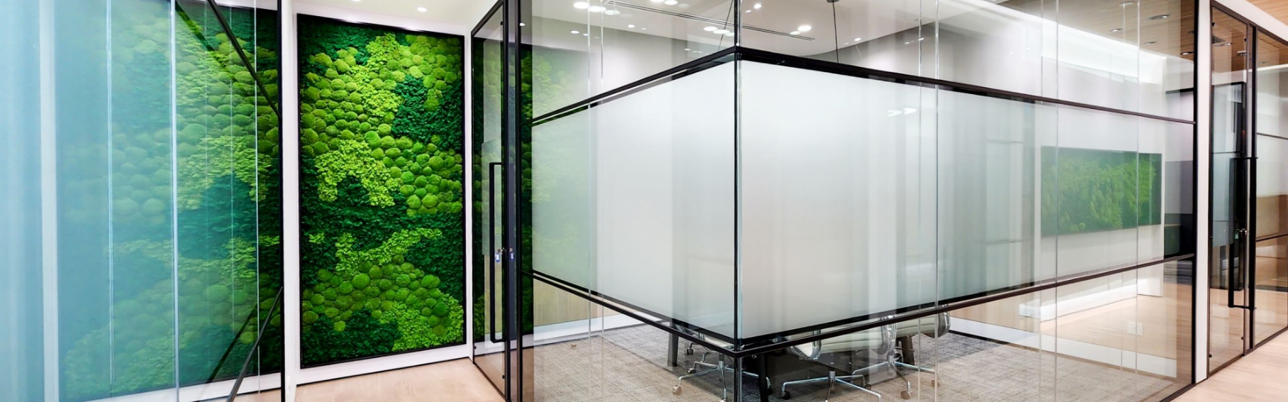 Elevating Commercial Design with Acoustic Glass Partition