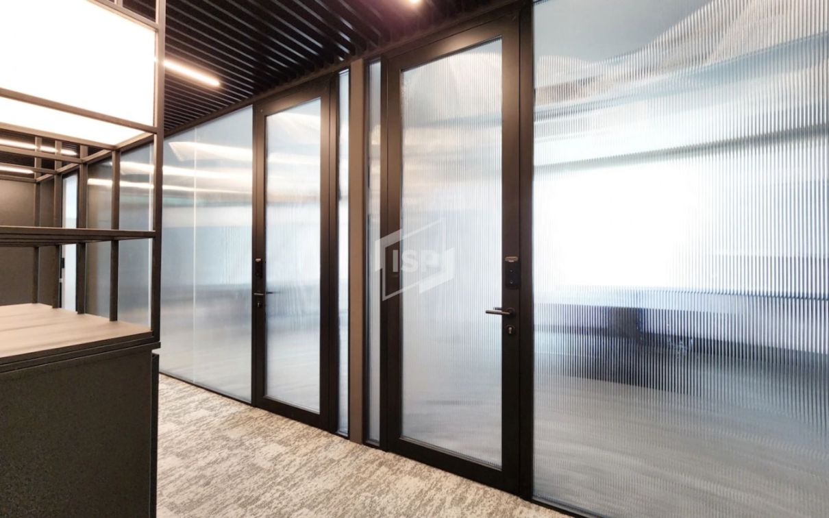 Visual Privacy in Glass Partition Design