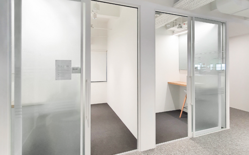 Elevate Workplace Simplicity With Acoustic Glazed System