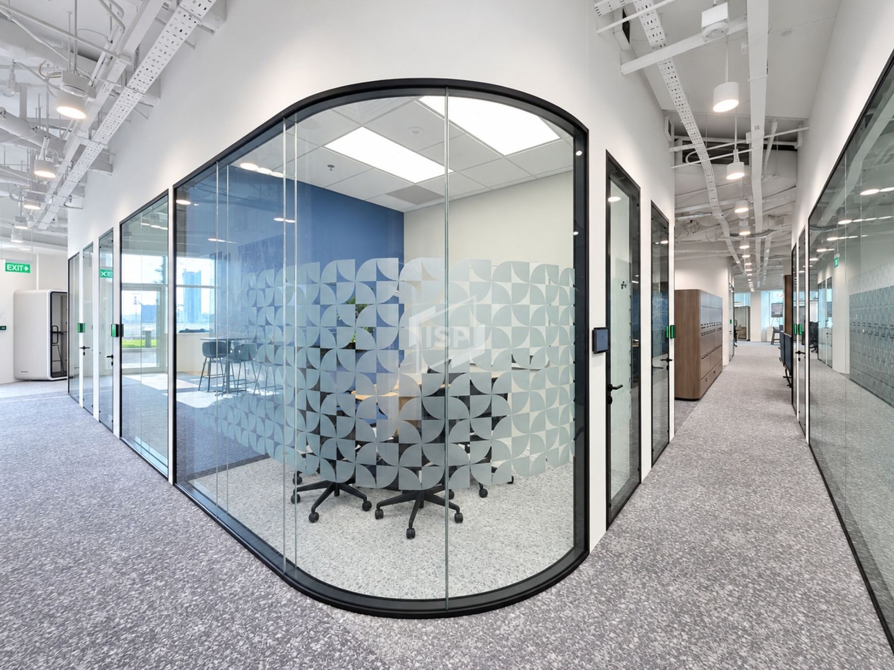 Curved Glass Partition for Modern Meeting Room