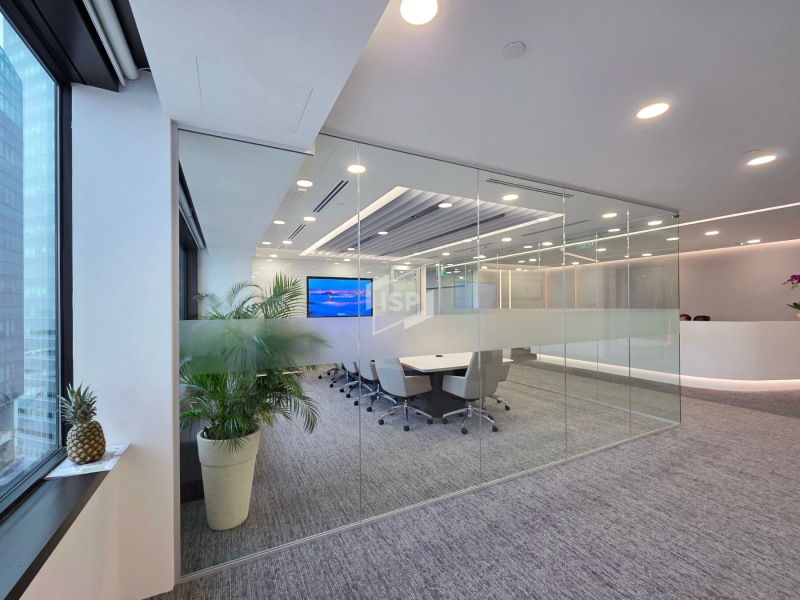 Glass Meeting Room with Silver Alumnium Frame