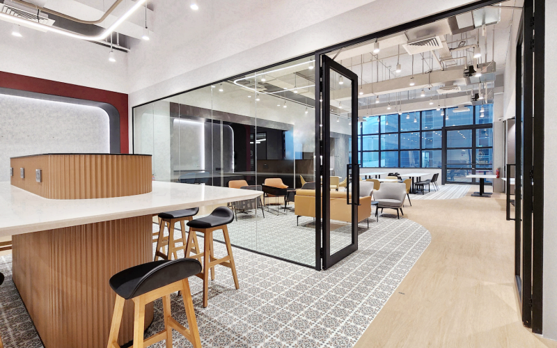 Enhance Workplace Efficiency with Glass Partition and Door