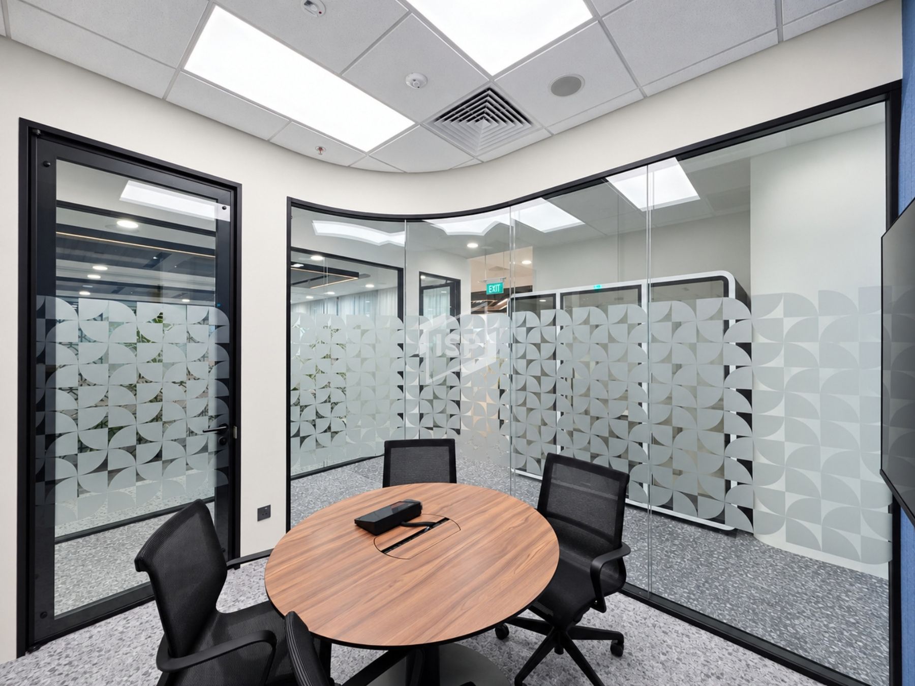 Patterned Glass Partitions for Private Meeting Room