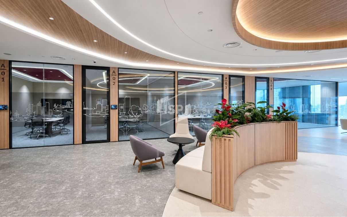 Designing Client-Facing Office Spaces with Glass Partitions