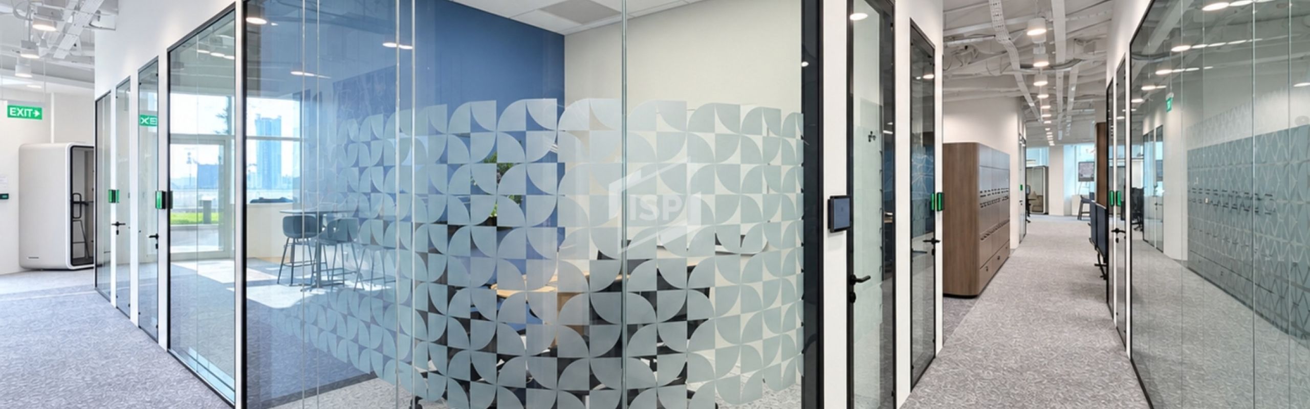 Adapting Double Glazed Glass Partitions to Different Office Layouts