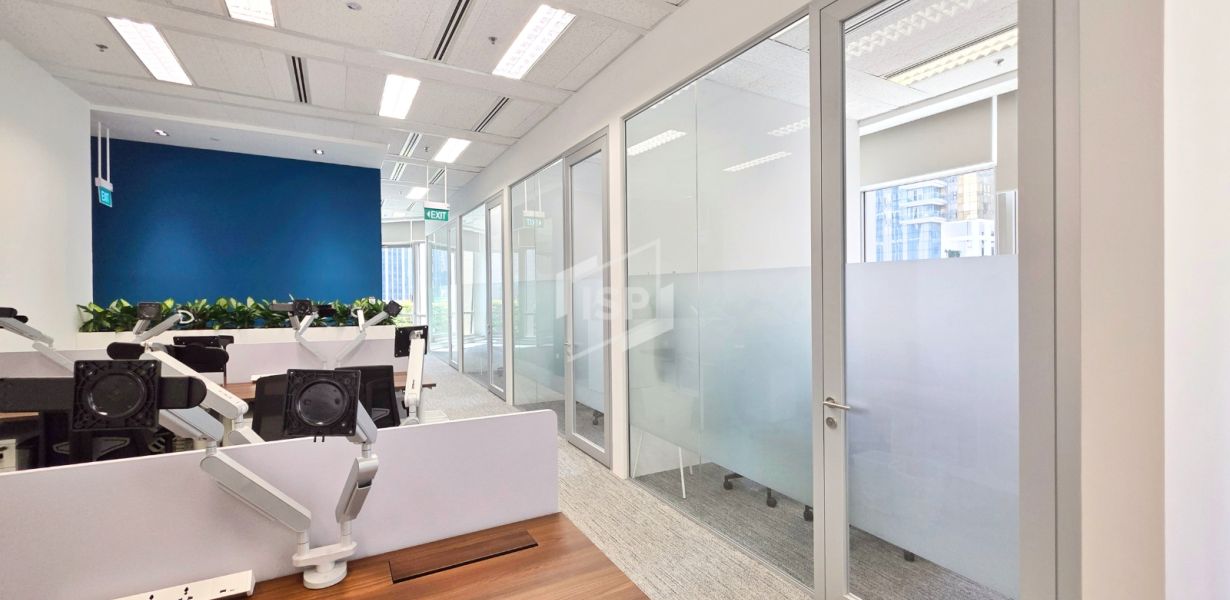 Designing Compact Offices with Acoustic Glass Partitions