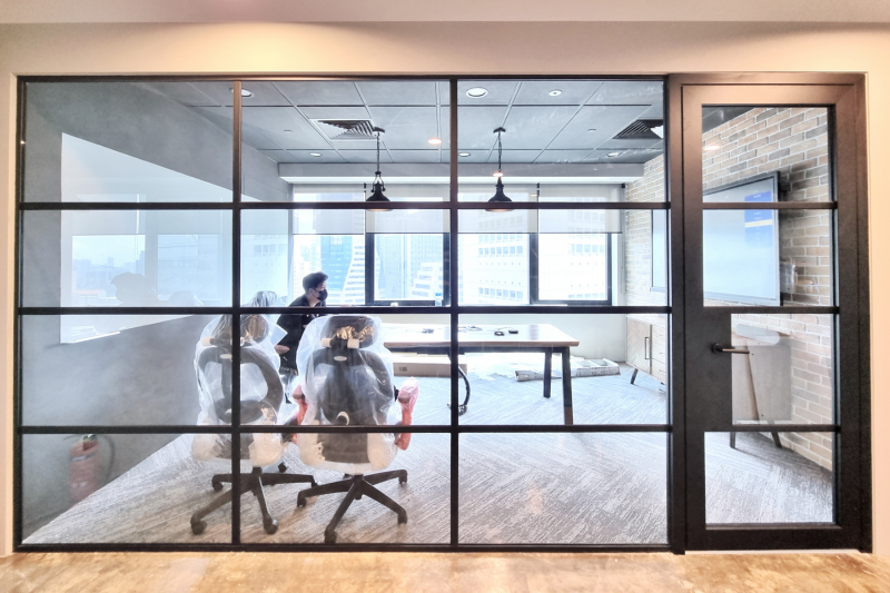 Modernize Meeting Spaces with Transom Glass Design