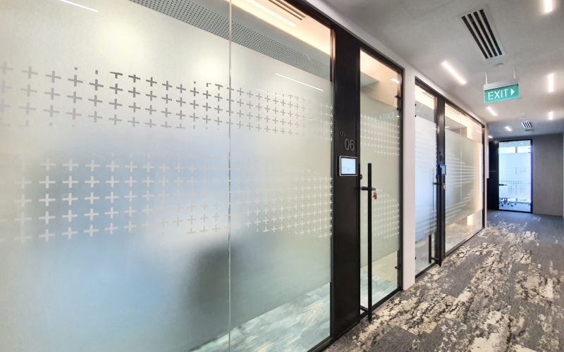 Design Modern Boardroom and Offices with Acoustic Glass Partition