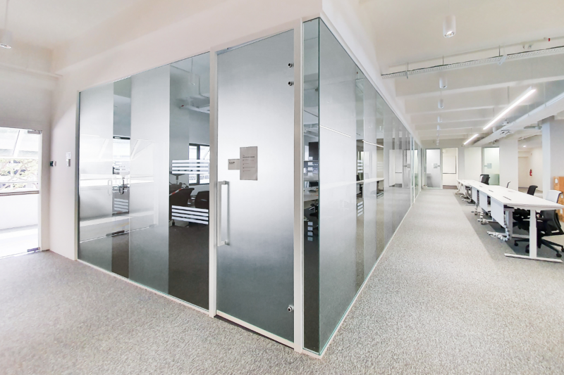 Elevate Workplace Simplicity With Acoustic Glazed System