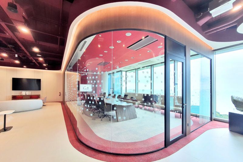 Enhancing Office Functionality with SOLO P30 Glass Partition Walls