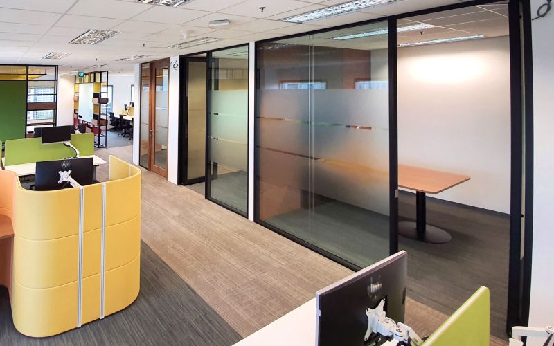 Design Functional Workspace with COMO Double Glazed Partition