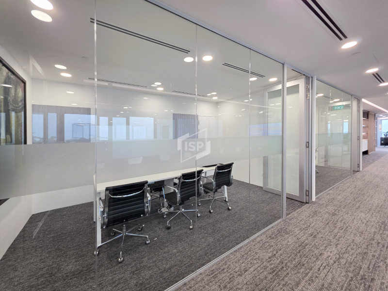 Bright Silver Aluminium Frame with Glass Partition and Framed Door