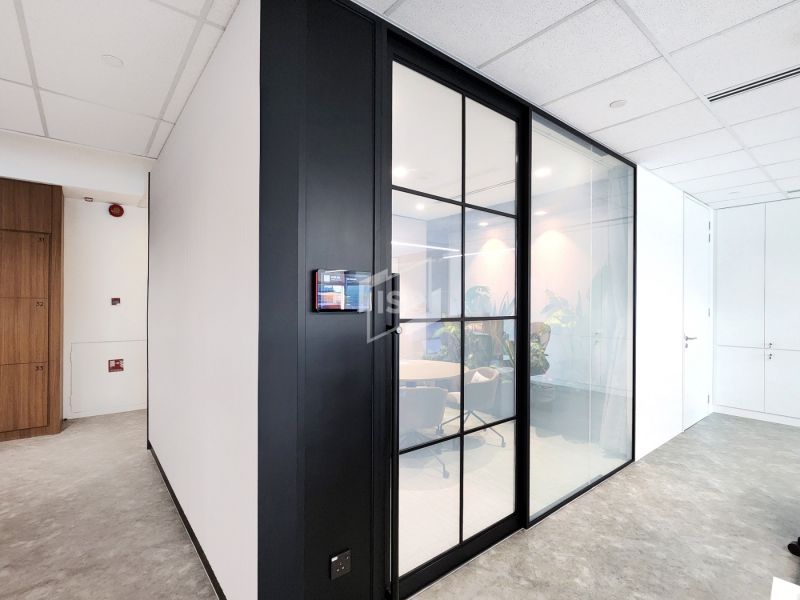 Glass Partition Wall That Shape Purposeful Workspaces