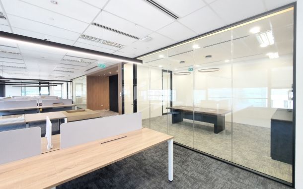 Benefits of Double Glazed Glass Partitions in Workplaces