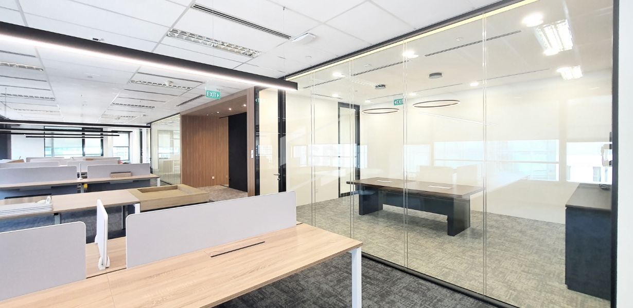 Benefits of Double Glazed Glass Partitions in Workplaces