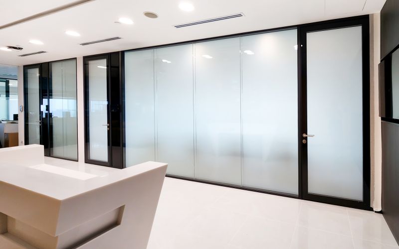 Meeting Room with Switchable Glass Design