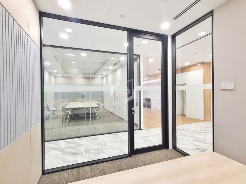 Interior View of SOLO Plus Glass Partition in Office Space