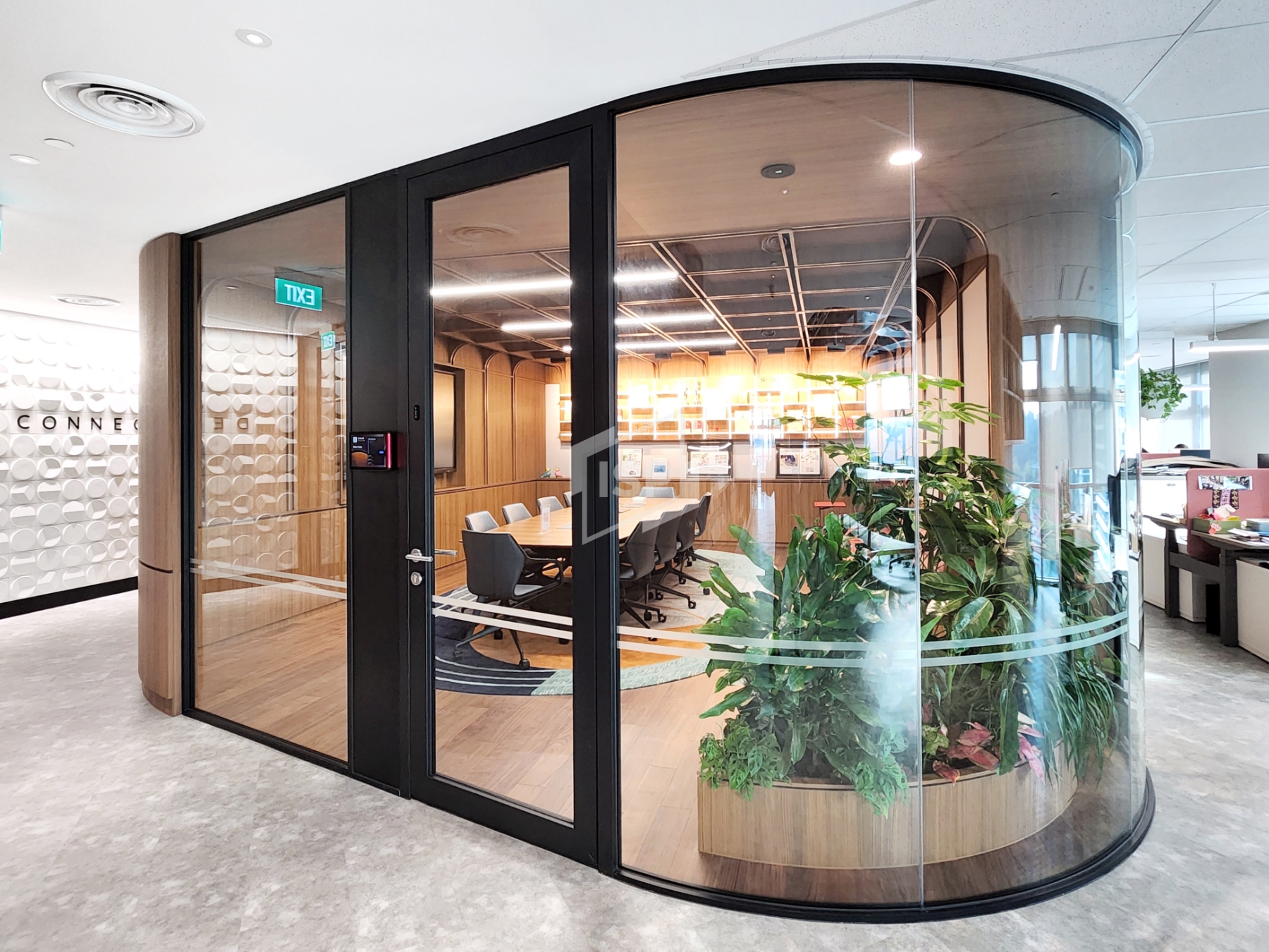 Glass Partition Wall That Shape Purposeful Workspaces