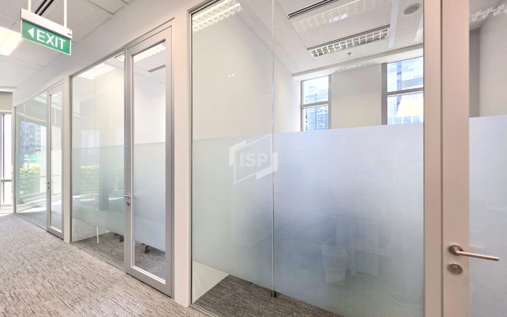 Glass Partitions Work Well in Compact Offices