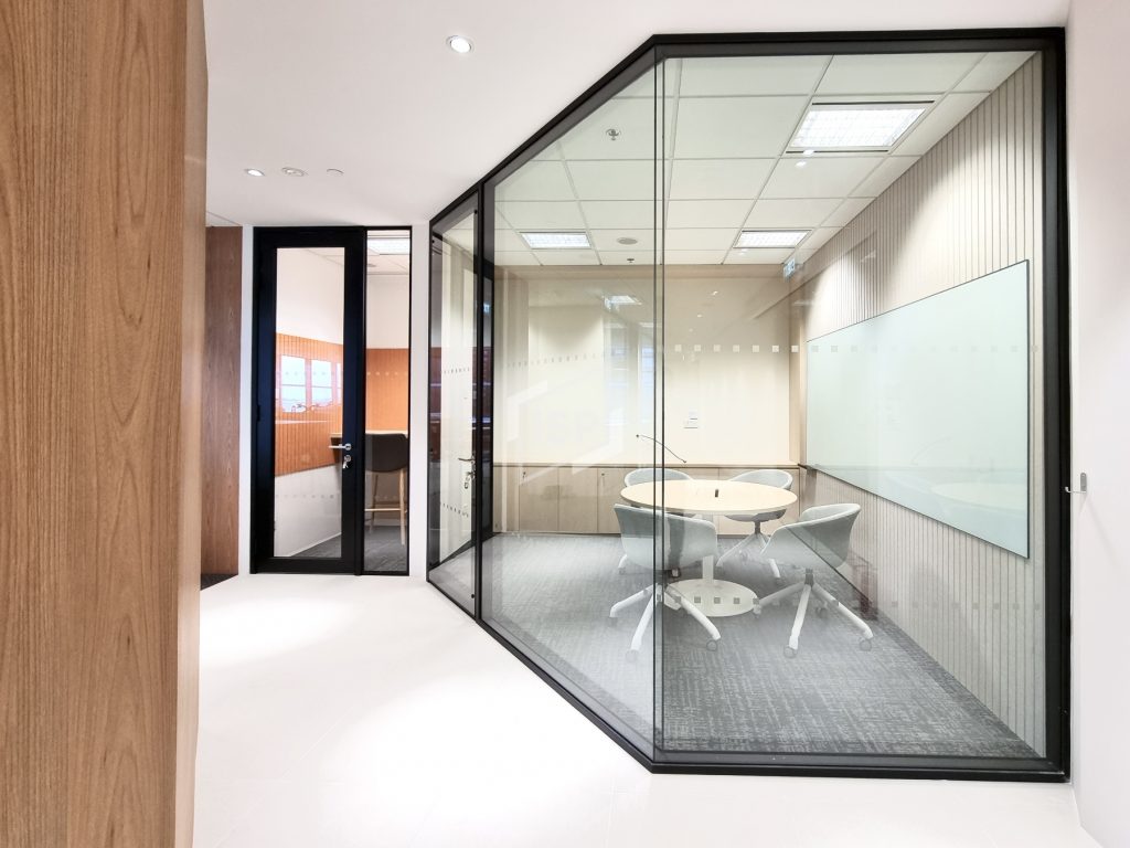 Segmented Glass Design